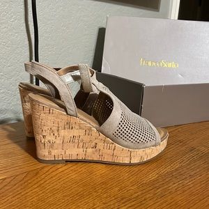 Franco Sarto Clinton 2 wedge sandal